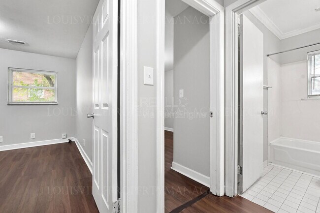 Foto del edificio - 8801 Malvern Hill Rd