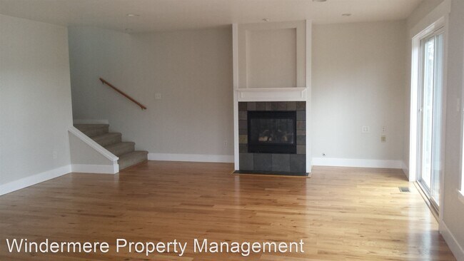 Building Photo - 4 br, 3.5 bath House - 1918 Taft Avenue