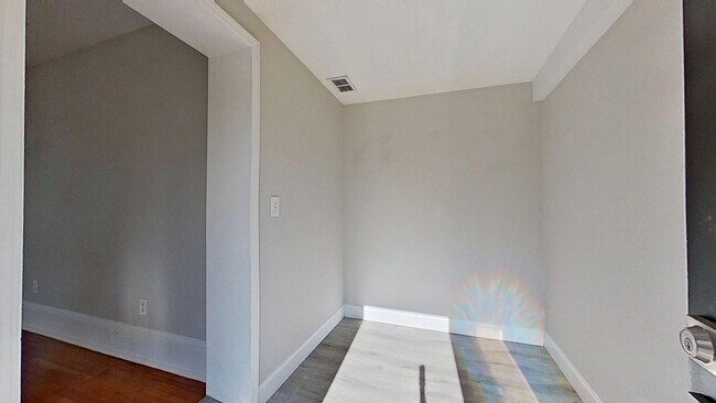 Foto del edificio - Murray Hill 3 bedroom