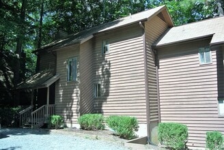 Building Photo - 216 Greene St
