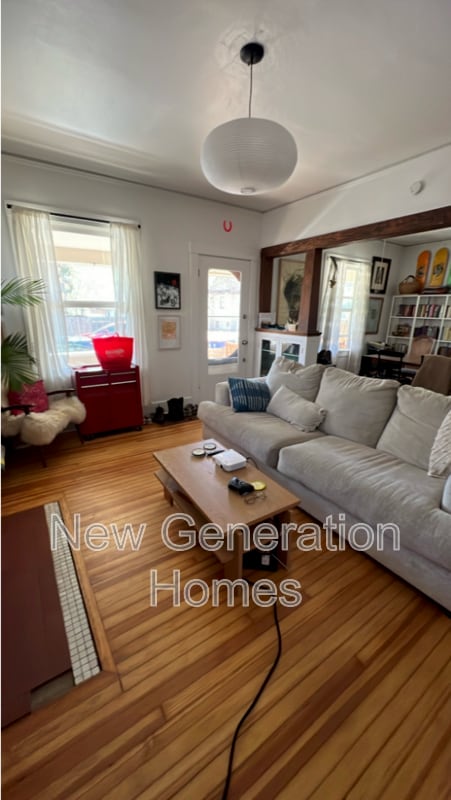 Building Photo - 412 E St Vrain St