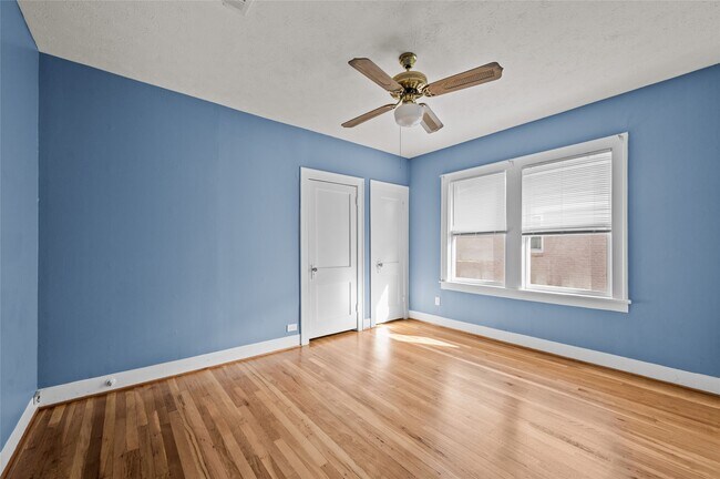 Building Photo - 1819 Sul Ross St