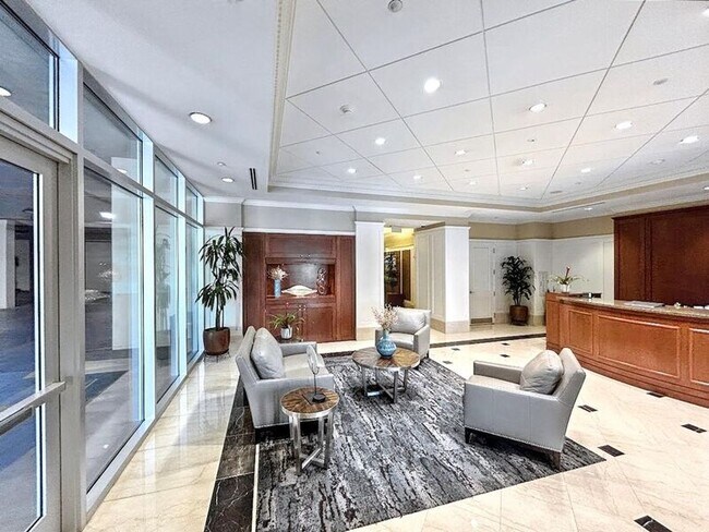 Foto del edificio - 301 Virginia St