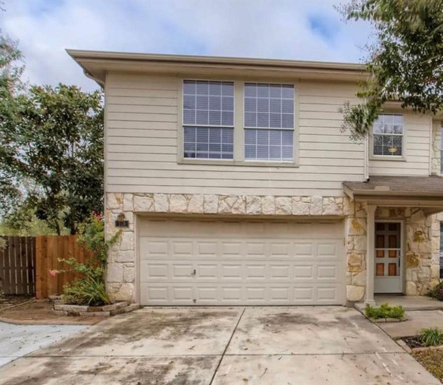 Primary Photo - 518 Pecos Cir