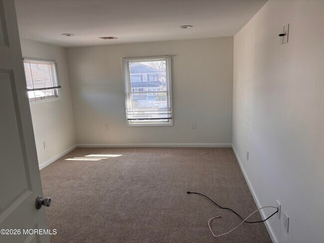 Building Photo - 1145 Hollywood Blvd