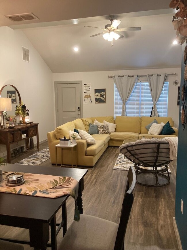 Building Photo - 107 E 76th Street - Preleasing for May 2024