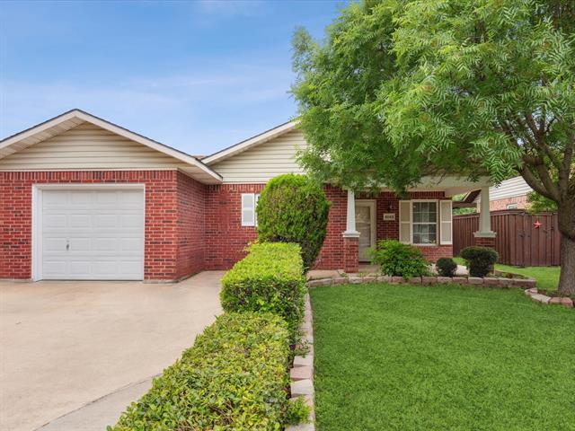 Foto del edificio - 4043 Gray Oak Pl