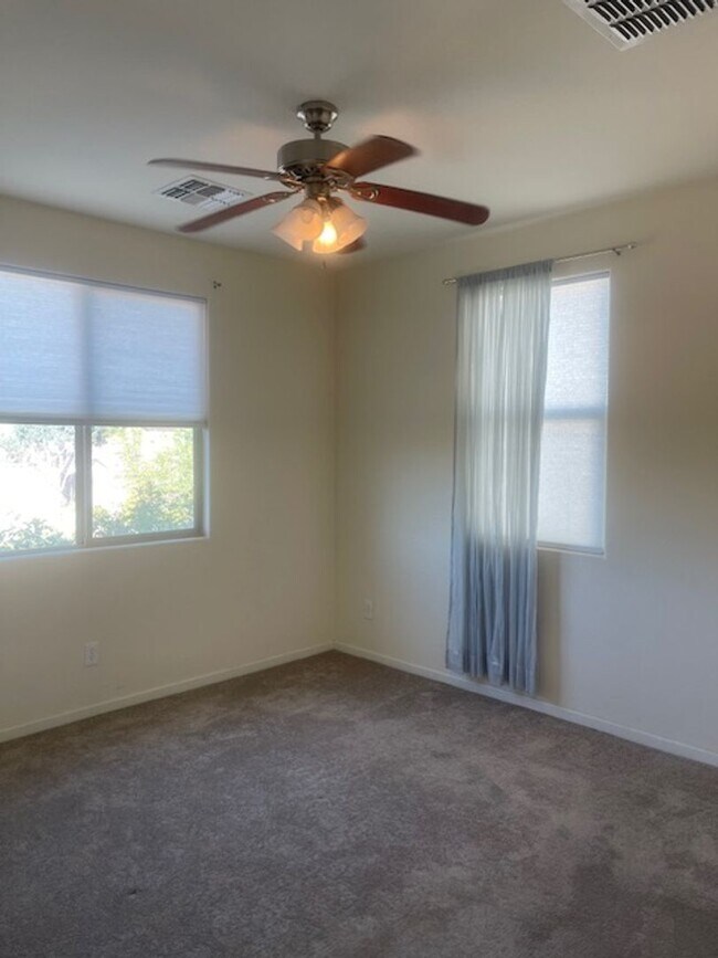 Foto del edificio - Marley Park 4 bedroom 3 bath home