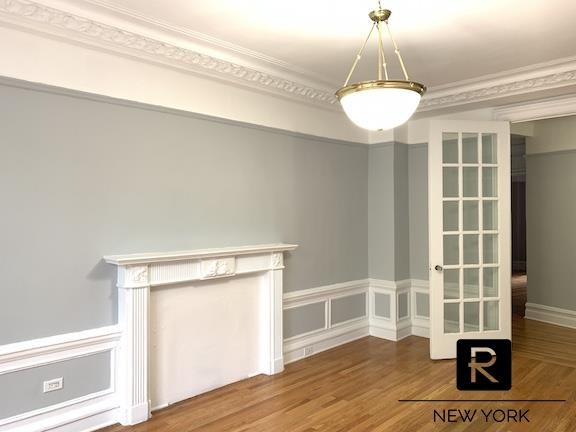 Building Photo - 730 Riverside Drive
