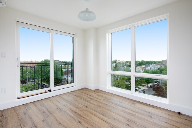 Foto del edificio - 3421 Glenwood Rd