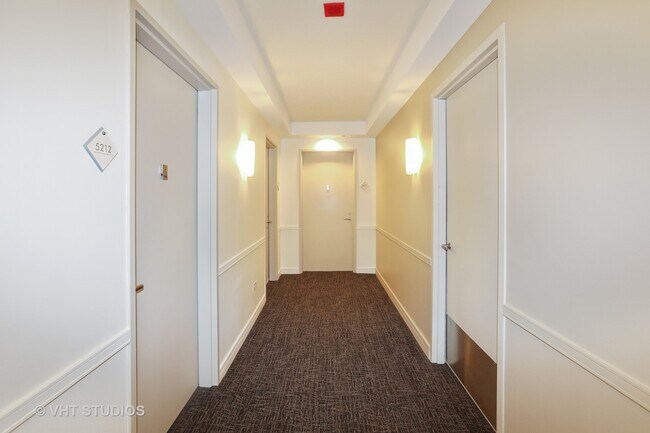 Foto del edificio - 512 N McClurg Ct