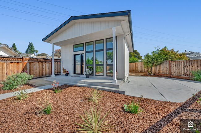 Building Photo - 826 Antero Ct