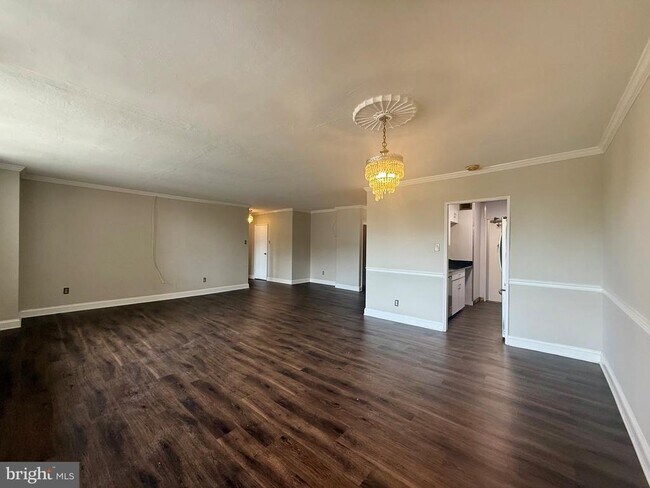 Foto del edificio - 1301 N Harrison St