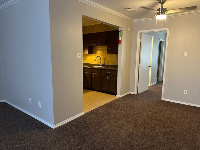 Foto del interior - Bowmanor Garden Apartments