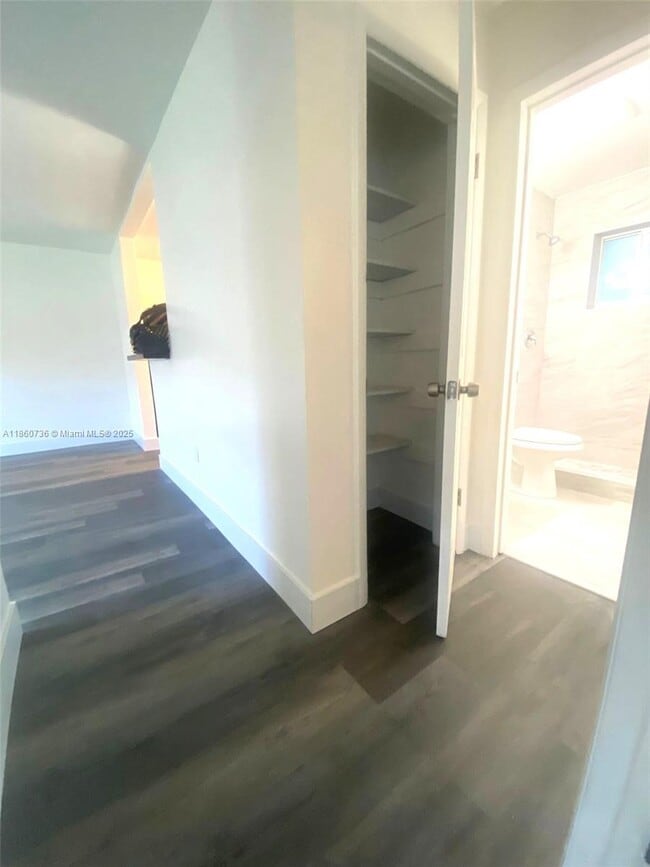 Foto del edificio - 1283 NE 109th St