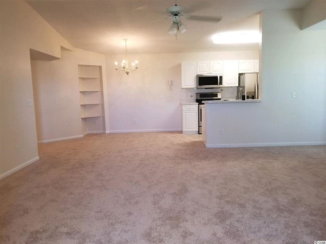 Building Photo - 8549E Hopkins Cir
