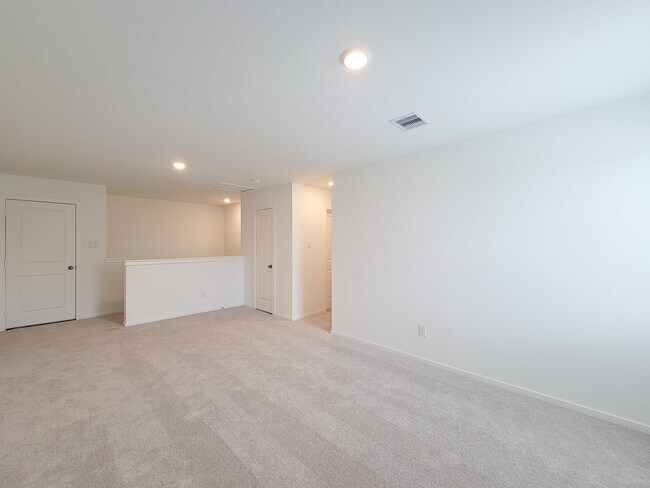 Foto del edificio - 25588 Rose Creek Dr