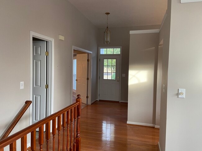 Building Photo - 354 Shadow Ridge Dr