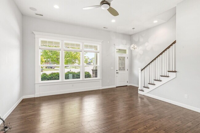 Building Photo - 2414 Nottoway Dr