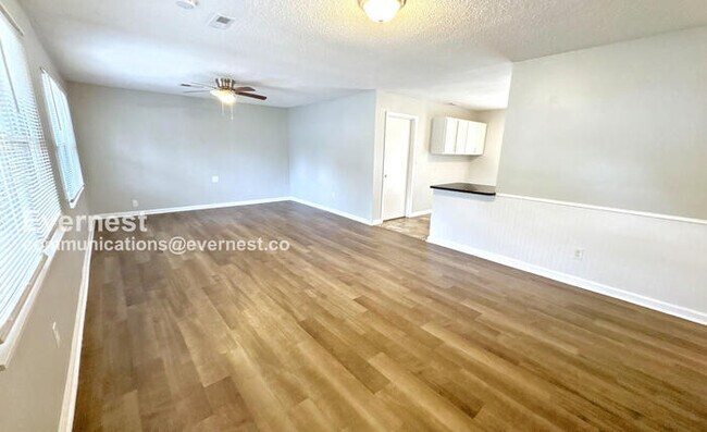 Foto del edificio - 14005 Glenview Dr SW