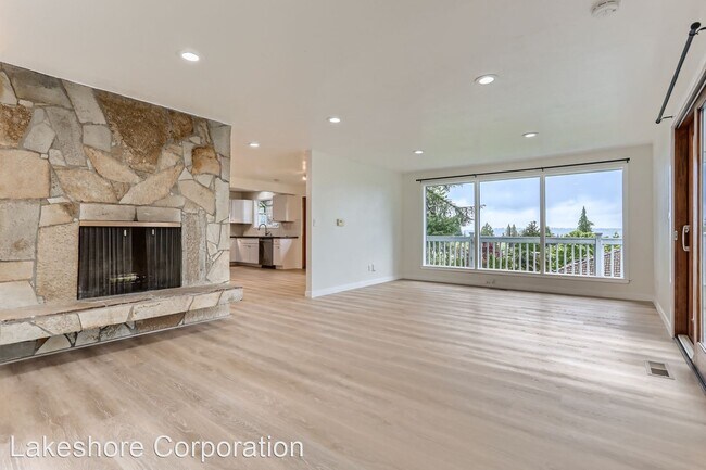 Building Photo - 4 br, 2 bath House - 228 19th Ave.