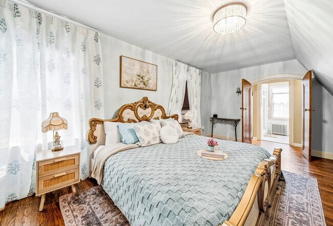 Foto del edificio - 7364 Johnnycake Ridge Rd