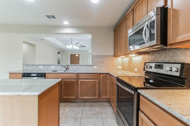 Foto del edificio - 303 Kings Creek Rd