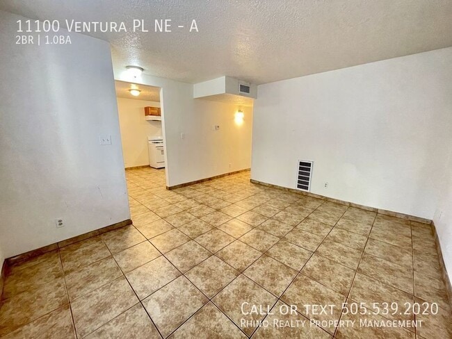 Building Photo - 11100 Ventura Pl NE