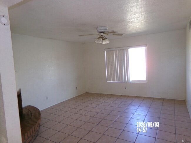 Building Photo - 2477 S 17th Ave