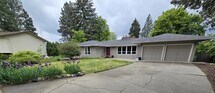 Primary Photo - 6104 S Stone St