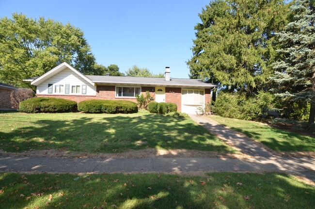 Building Photo - 836 Waycross Rd