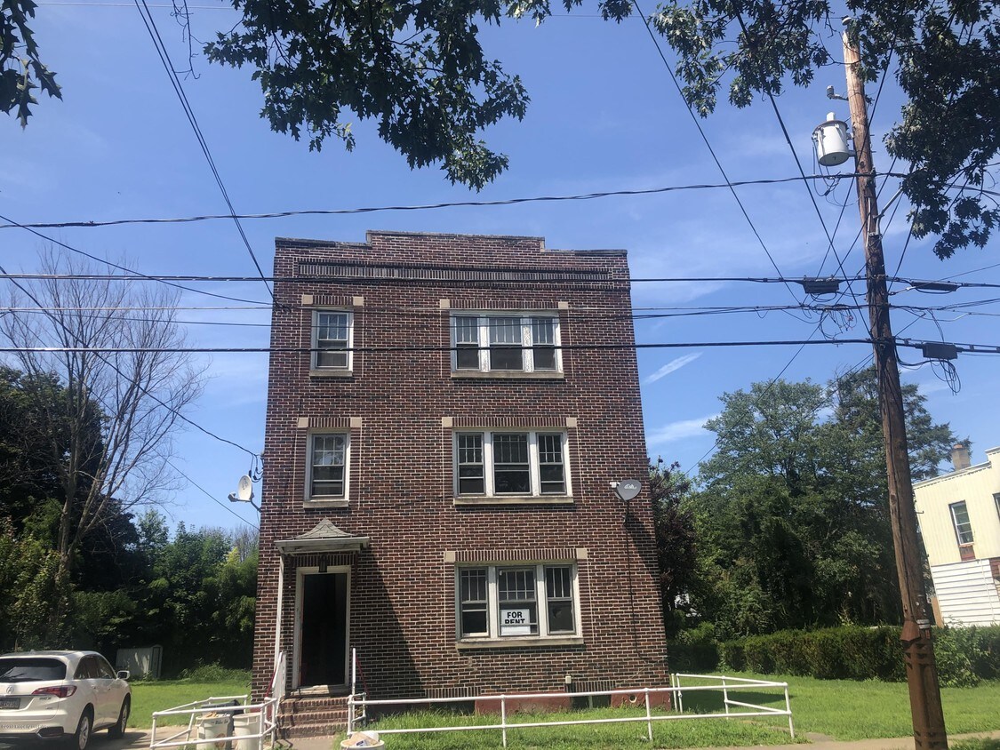 197 Charles St Unit 1, WilkesBarre, PA 18706 Apartment for Rent in