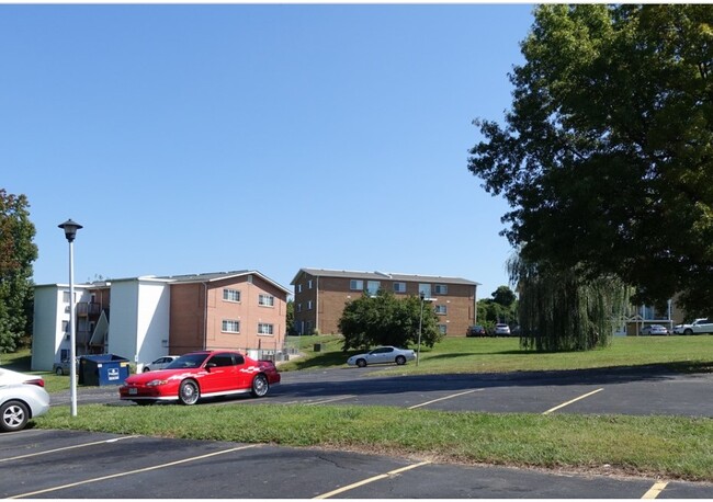 Building Photo - Koeneman Place Apartments