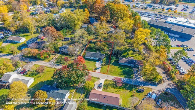 Foto del edificio - Newly Remodeled 3 Bedroom Home in Knoxville | Fenced Yard | Washer & Dryer Included
