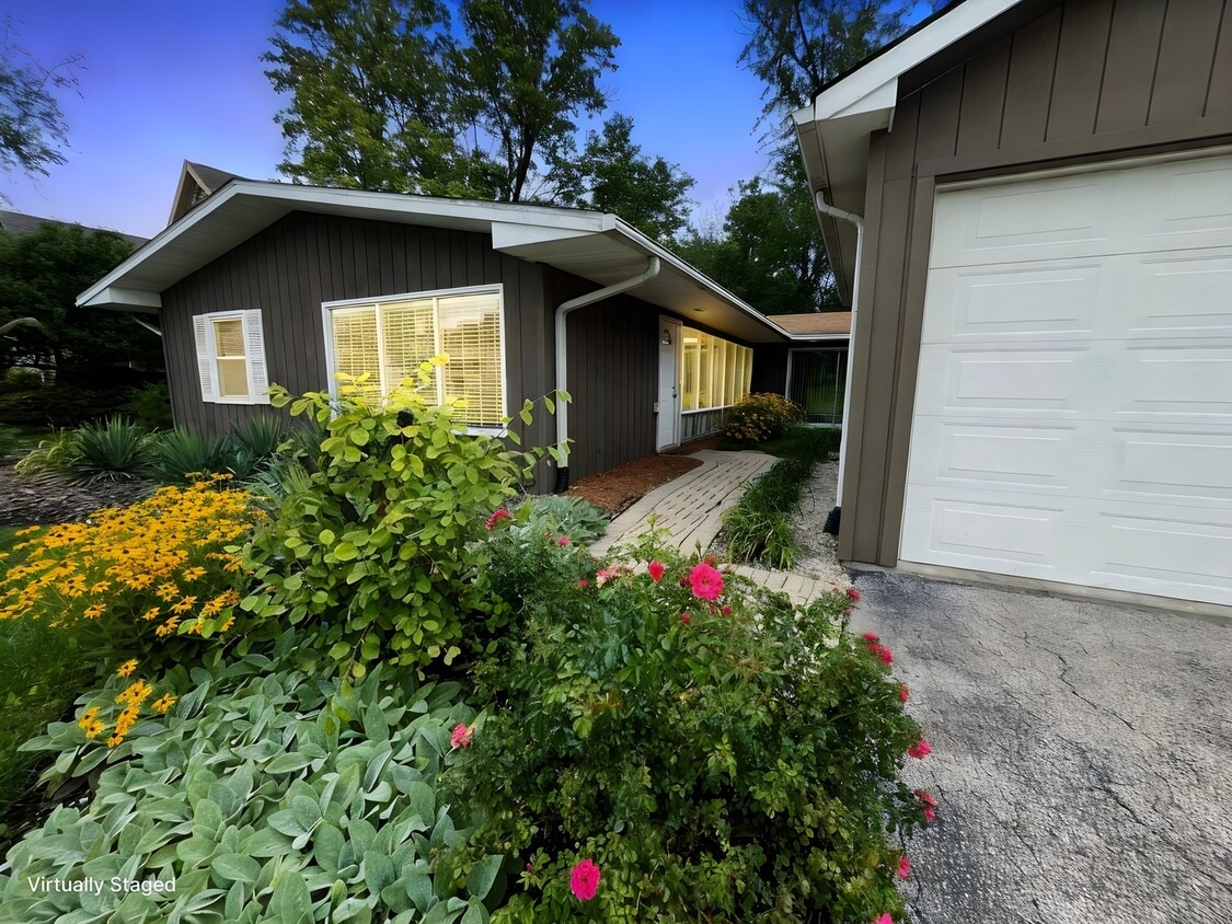 Foto principal - 5611 S Quincy St