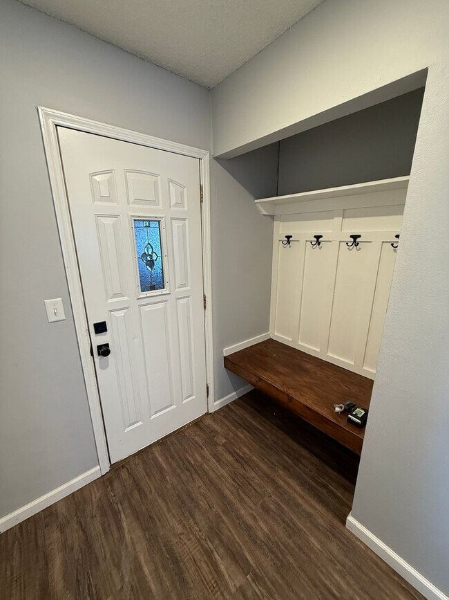 Foto del edificio - Welcome to this charming 3-bedroom, 2-bathroom home located in the heart of East Grand Forks, MN.