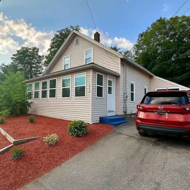 Front of house - 53 Center St