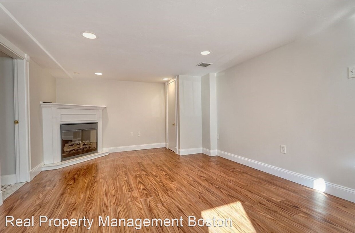 Primary Photo - 2 br, 2 bath House - 34 Telegraph St #1