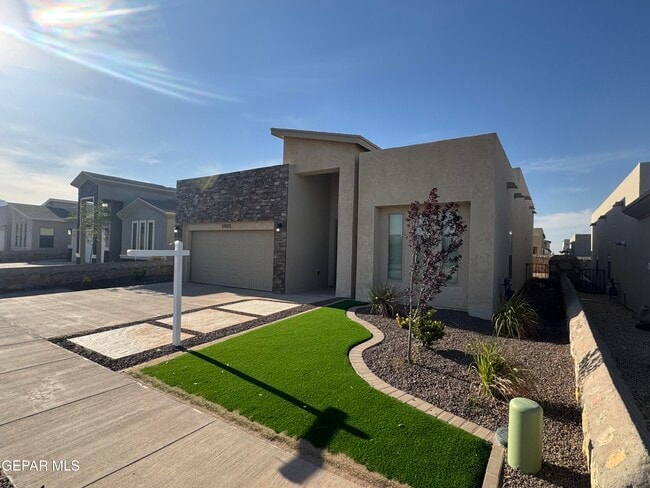 Building Photo - 51073 Sand Verbena Ave
