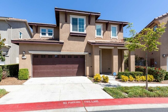 Building Photo - 4 Bed, 3 Bath - Fallbrook Single Family Home