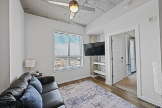 Building Photo - 28 Woolfe St