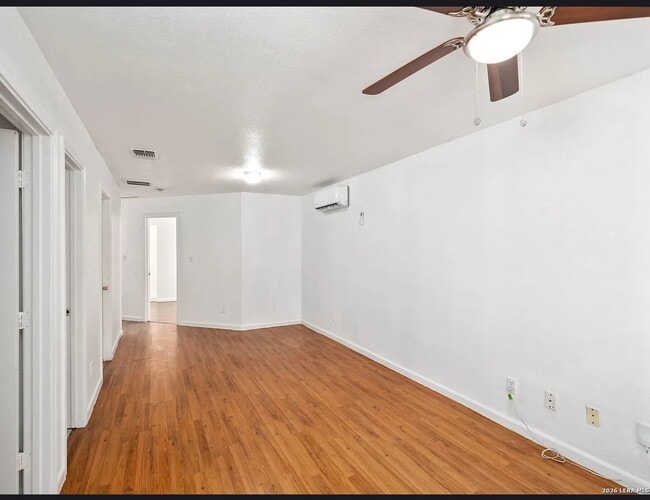 Building Photo - 508 Randall Ave