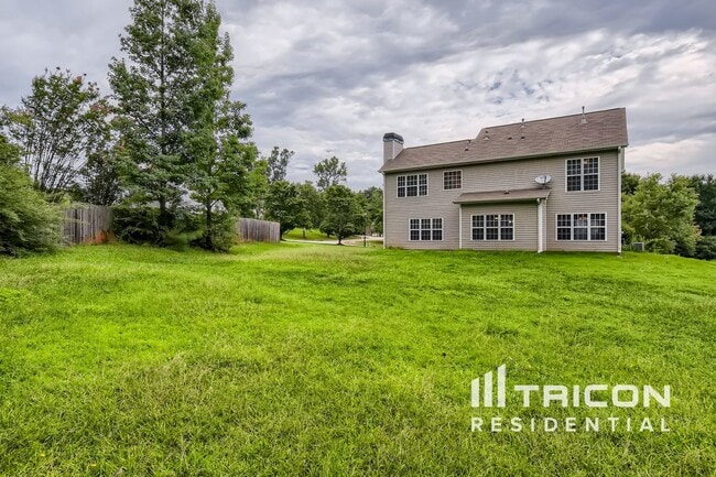 Building Photo - 110 Melrose Creek Dr