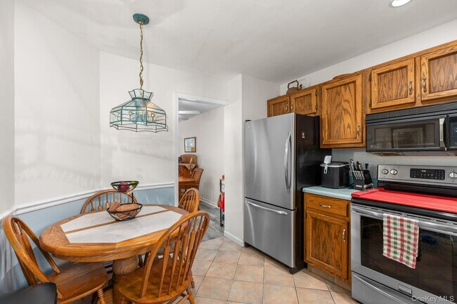 Foto del edificio - 702 Somerset Knoll