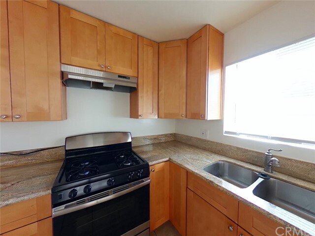Building Photo - 12982 Yorba Ave