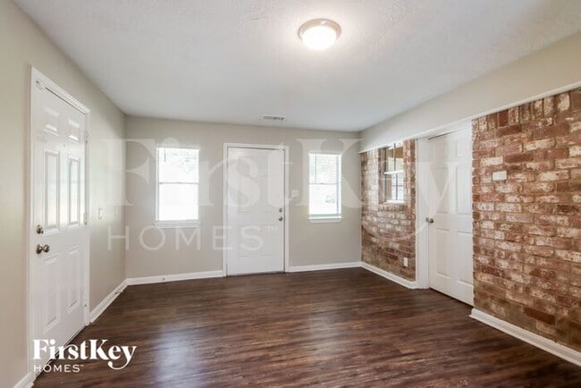 Building Photo - 1027 Baltic Ln