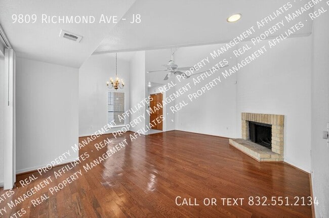 Foto del edificio - 9809 Richmond Ave.
