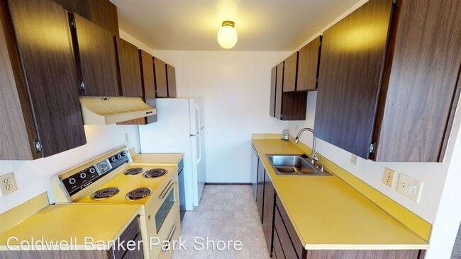 Building Photo - 1 br, 1 bath House - 1010 Perry Ave Suite 203