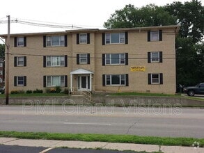 Building Photo - 340 N Monroe St