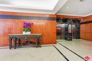 Foto del edificio - 10787 Wilshire Blvd
